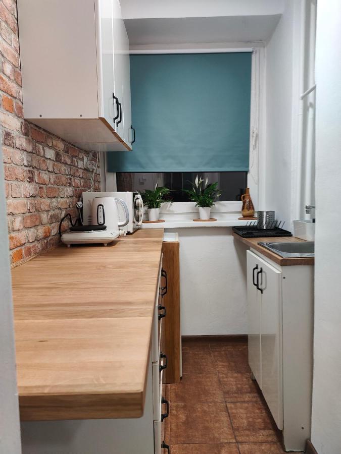 Апартаменты Apartament Szmaragdowy Centrum Варшава Экстерьер фото